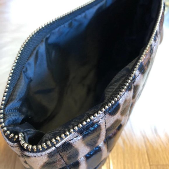 Imoshion Metallic Leopard Cosmetic Bag - Picture 5 of 5